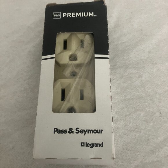 Home Improvement Bundle – Must-Have Misc. Tools & Accessories - Picture 7 of 15